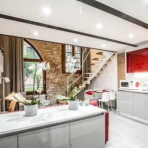  Apartment Industrial Loft R&r Italy